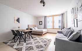 Nice Studio Apartment On A Pedestrian Street